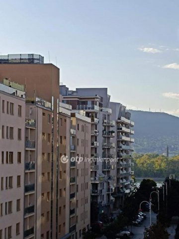 Eladó téglalakás, Budapesten, XIII. kerületben 229.9 M Ft