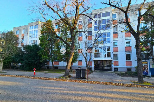 Eladó téglalakás, Győrött, Buda utcában 52.9 M Ft, 2 szobás