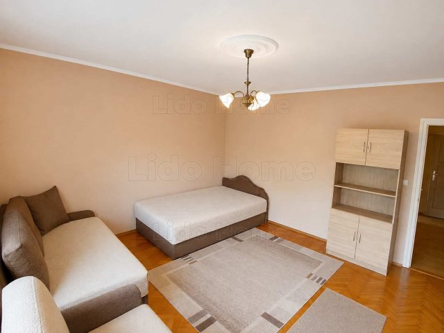 Eladó téglalakás, Sümegen 32 M Ft, 1 szobás