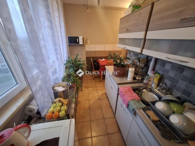 Eladó panellakás, Kiskunfélegyházán 30.9 M Ft, 2 szobás