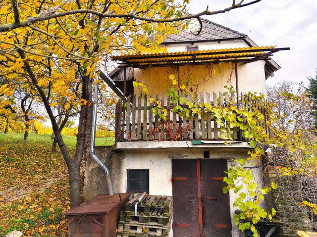 Eladó családi ház, Fehérvárcsurgón 17.9 M Ft, 1 szobás