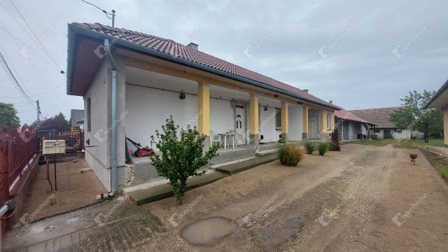 Eladó családi ház, Dabason 58 M Ft, 4 szobás