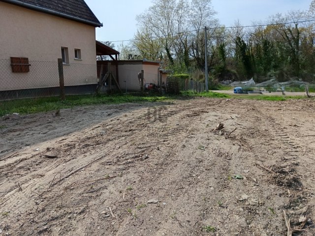 Eladó telek, Dömsödön 15.5 M Ft / költözzbe.hu