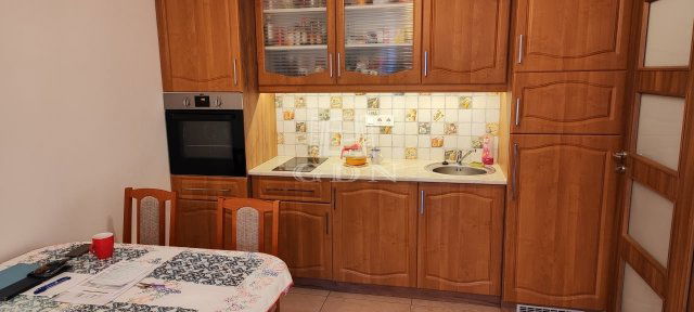 Eladó téglalakás, Pécsett 52.9 M Ft, 2 szobás