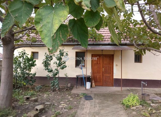Eladó családi ház, Létavértesen 16.99 M Ft, 2 szobás