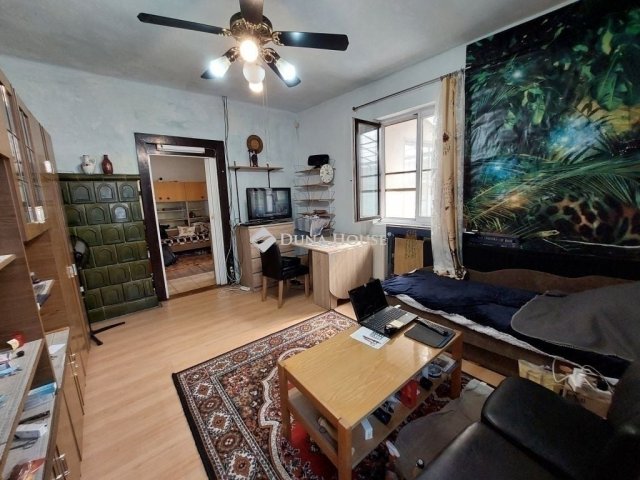 Eladó ikerház, Budapesten, XXI. kerületben 39 M Ft, 1 szobás