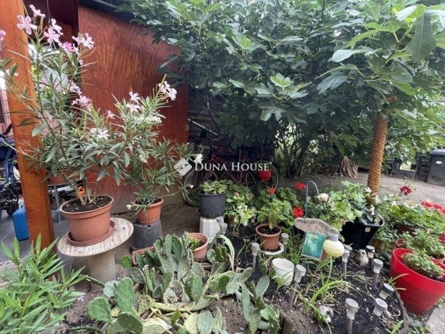 Eladó téglalakás, Gödön 71.9 M Ft, 4 szobás