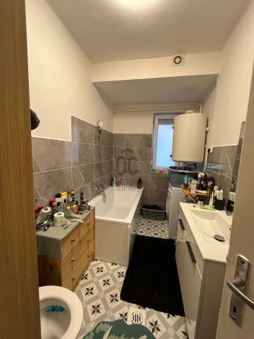 Eladó téglalakás, Komlón 17.5 M Ft, 1 szobás