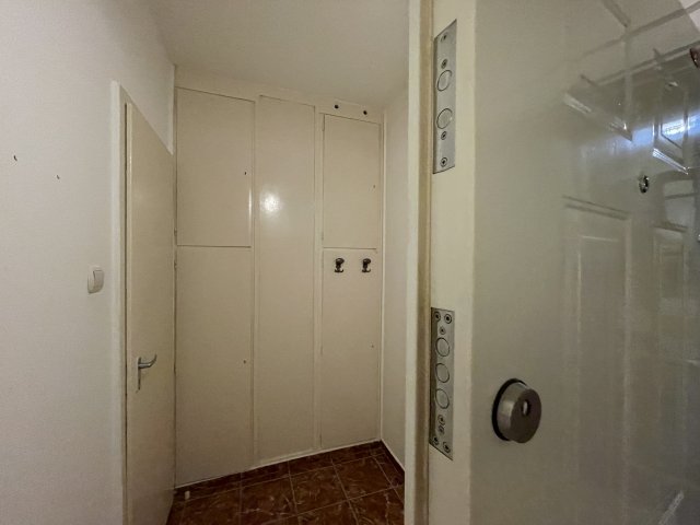 Eladó panellakás, Miskolcon, Árvíz utcában 24.9 M Ft