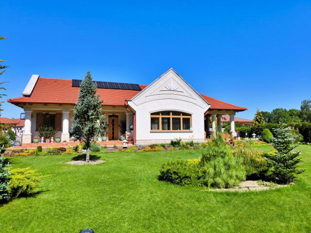 Eladó családi ház, Kazincbarcikán 149.7 M Ft, 3+1 szobás