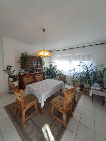 Eladó családi ház, Debrecenben 94.99 M Ft, 2 szobás