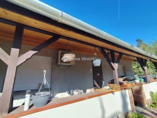 Eladó családi ház, Ócsán 93.9 M Ft, 6 szobás