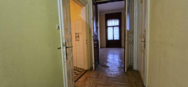 Eladó téglalakás, Budapesten, VIII. kerületben, József körúton