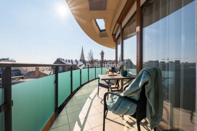 Eladó téglalakás, Budapesten, VIII. kerületben 140 M Ft
