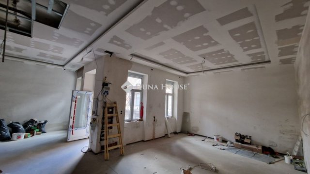 Eladó téglalakás, Budapesten, VI. kerületben 201.6 M Ft