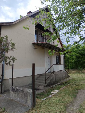 Eladó családi ház, Jakabszálláson 49.9 M Ft, 4+2 szobás