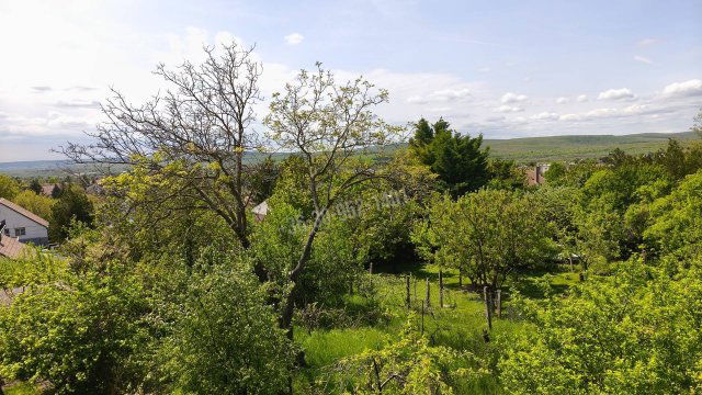 Eladó családi ház, Budakeszin 139.9 M Ft, 6 szobás