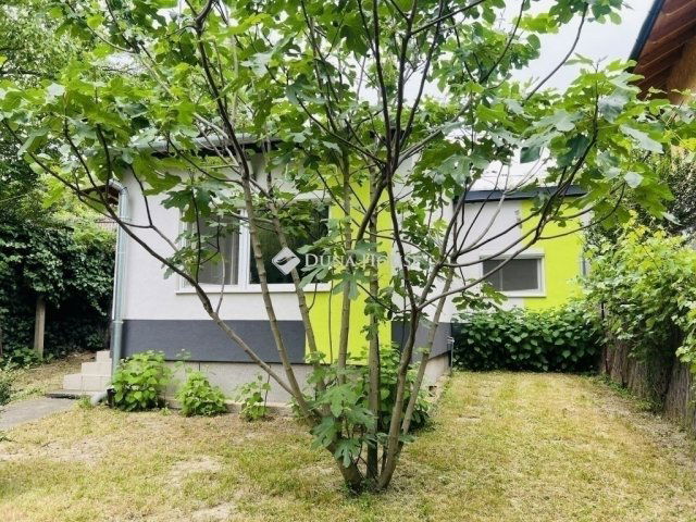 Eladó nyaraló, Szigetszentmiklóson 47.99 M Ft, 2 szobás