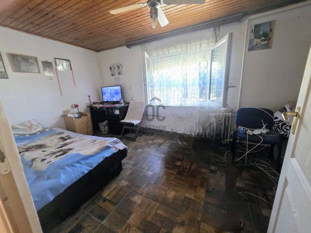 Eladó téglalakás, Szigetszentmiklóson 23.9 M Ft, 2 szobás