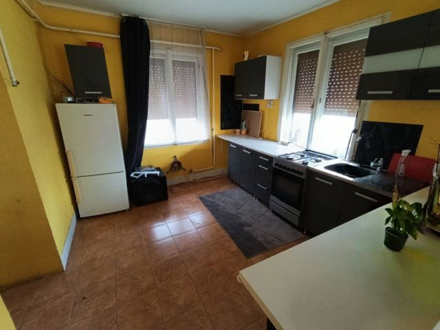 Eladó családi ház, Lajosmizsén 21 M Ft, 3 szobás