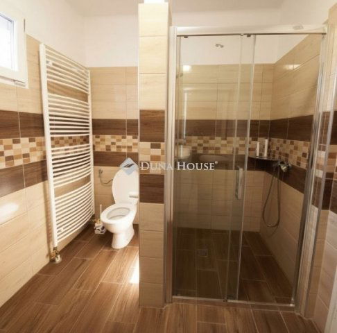 Eladó családi ház, Üllőn 99.8 M Ft, 3 szobás