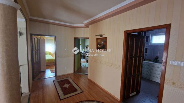 Eladó családi ház, Berettyóújfaluban 119 M Ft, 4 szobás