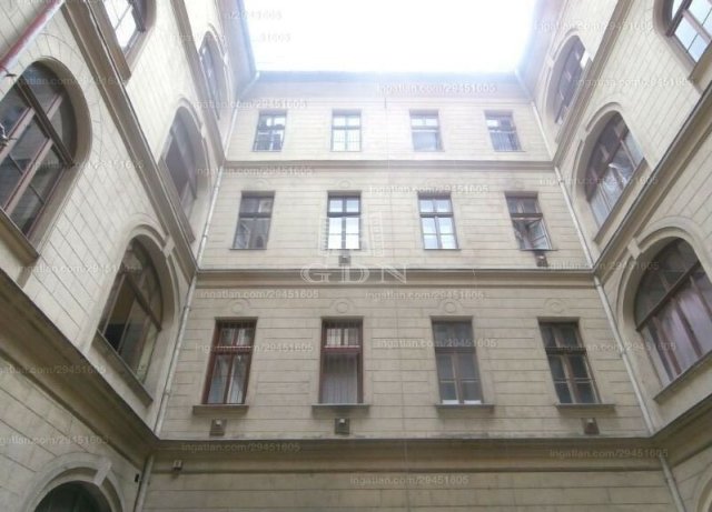 Eladó téglalakás, Budapesten, VI. kerületben 99.9 M Ft, 2 szobás