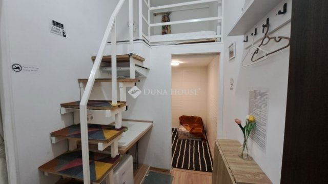 Eladó téglalakás, Budapesten, VIII. kerületben 82.9 M Ft