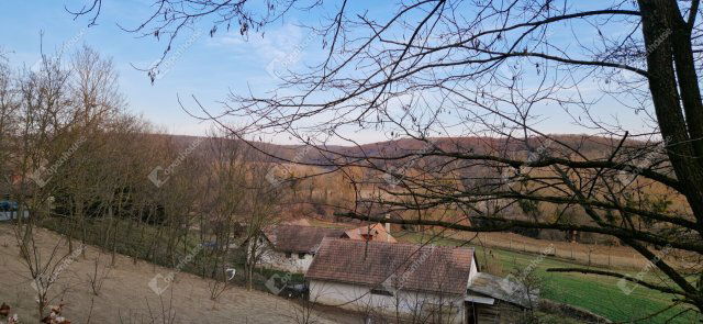 Eladó családi ház, Bakonycsernyén 199 M Ft, 6 szobás