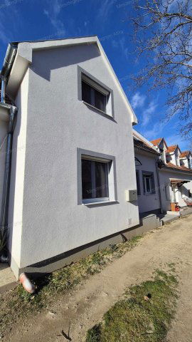 Eladó családi ház, Sopronban 79.9 M Ft, 3 szobás