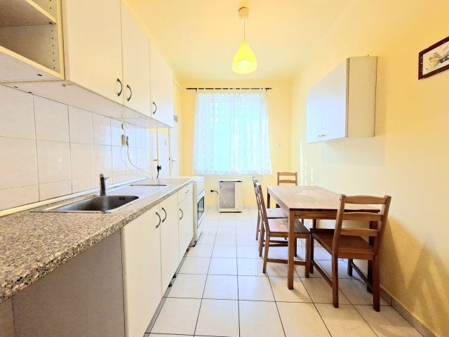 Eladó téglalakás, Budapesten, XIV. kerületben, Szervián utcában