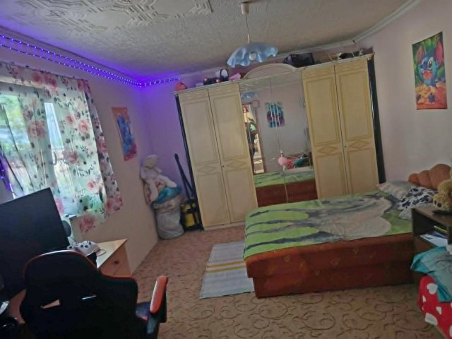 Eladó családi ház, Tázláron 23 M Ft, 4 szobás