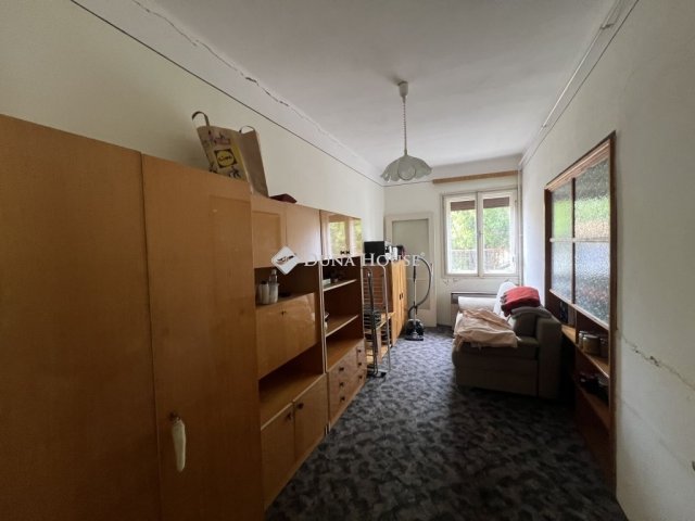 Eladó családi ház, Kisteleken 42.5 M Ft, 2 szobás