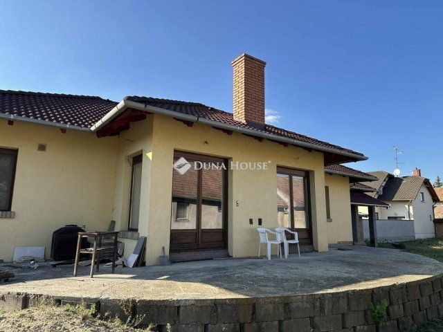 Eladó családi ház, Nagykőrösön 75 M Ft, 3 szobás