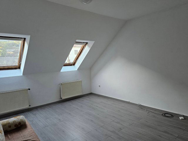 Eladó téglalakás, Egerben 45 M Ft, 2 szobás