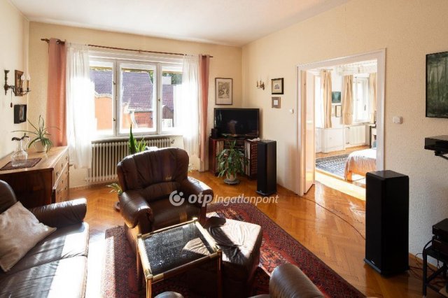 Eladó téglalakás, Budapesten, II. kerületben 154.9 M Ft