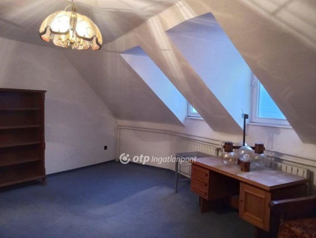 Eladó családi ház, Egerben 75 M Ft, 3 szobás