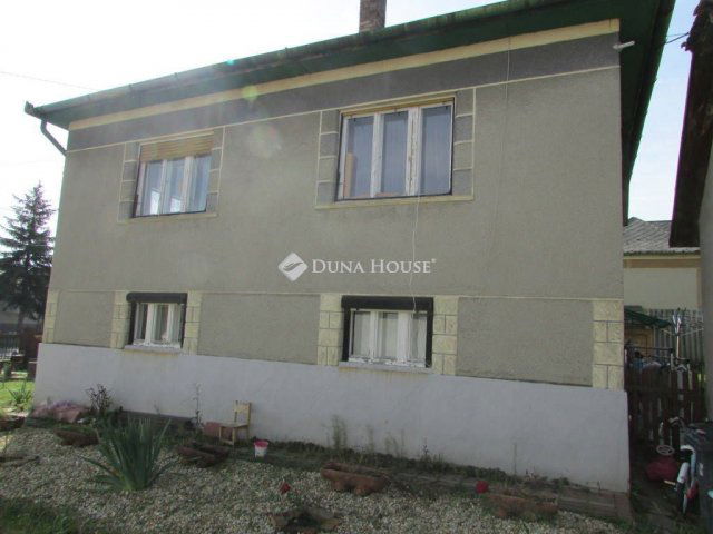 Eladó családi ház, Bükkszenterzsébeten 17.5 M Ft, 5+1 szobás