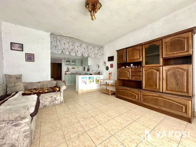 Eladó családi ház, Karancslapujtőn 5.7 M Ft, 2 szobás