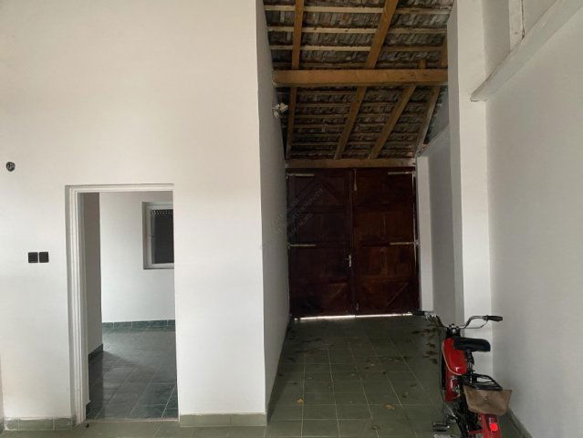 Eladó családi ház, Hódmezővásárhelyen 58 M Ft, 4 szobás