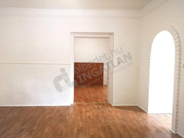 Kiadó családi ház, albérlet, XXIII. kerületben, Táncsics Mihály utcában