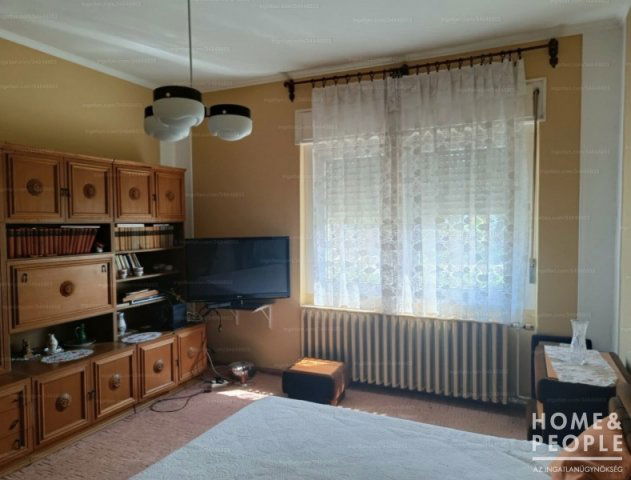 Eladó családi ház, Kiszomboron 35.99 M Ft, 3 szobás