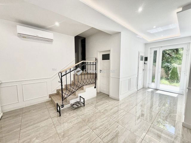 Eladó családi ház, Miskolcon 179 M Ft, 5 szobás