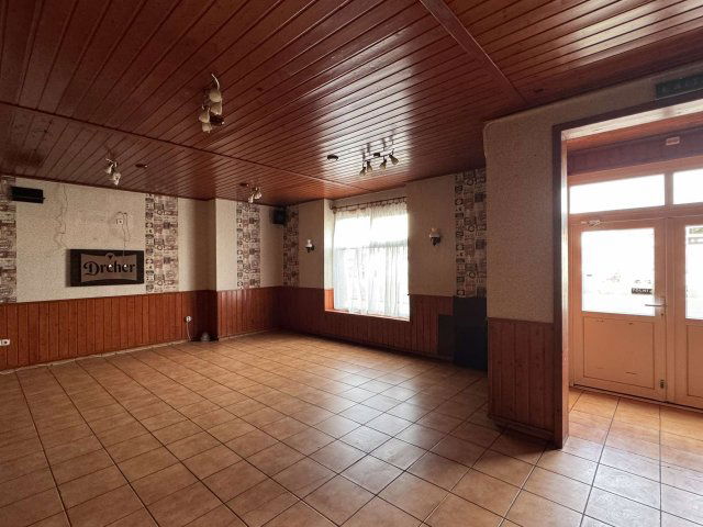Eladó üzlethelyiség, Bátonyterenyén 58 M Ft, 8 szobás