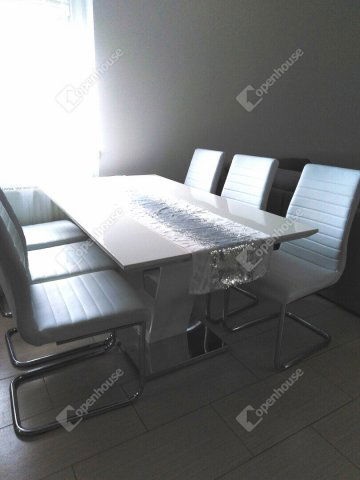 Kiadó családi ház, albérlet, Komáromban 720 E Ft / hó