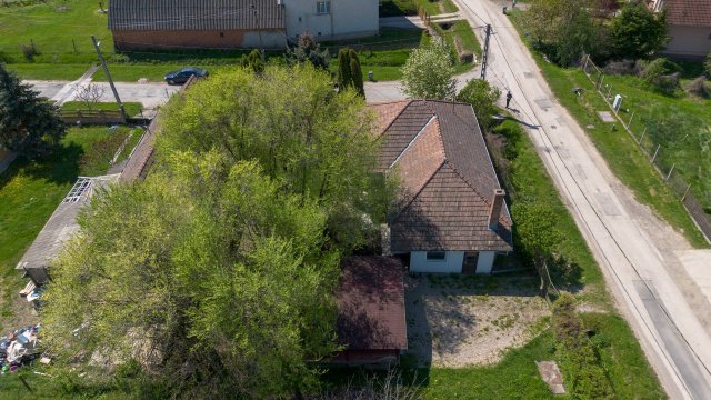 Eladó családi ház, Acsában 49.9 M Ft, 3 szobás