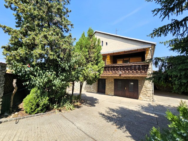 Eladó családi ház, Mosonmagyaróváron 88.5 M Ft, 4+1 szobás