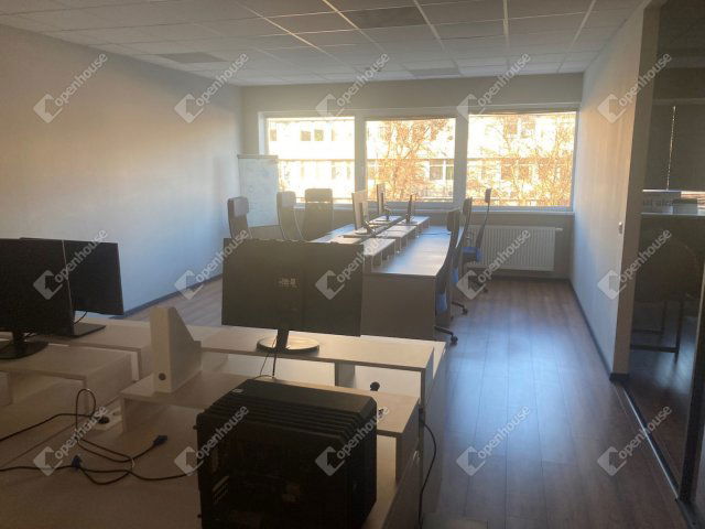 Kiadó iroda, Győrött 332 E Ft / hó, 3 szobás