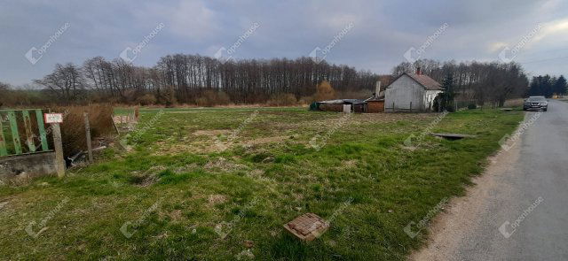 Eladó telek, Győrváron 5 M Ft / költözzbe.hu