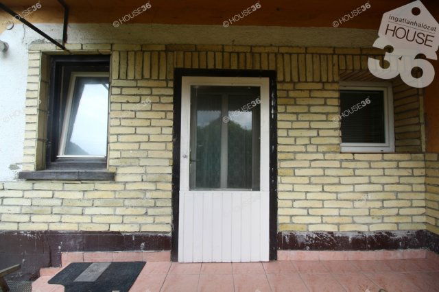 Eladó családi ház, Csengődön 11.5 M Ft, 2 szobás